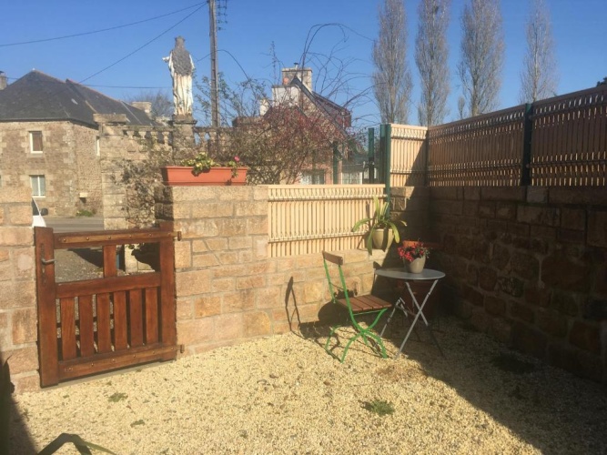 2 Bedrooms Cottage