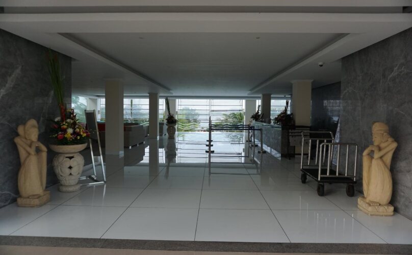 Peninsula Bay Resort Over view