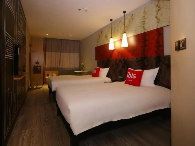 Ibis Haikou Injoy Plaza Hotel