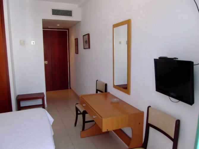 Hotel GHT Simeón