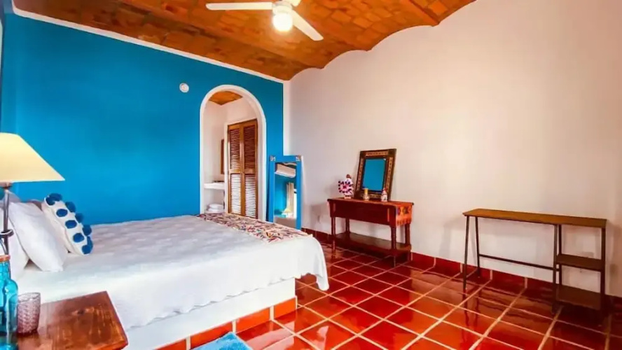 Beachside - Casa Sirena 1BR Suite
