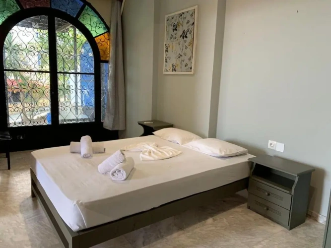 3 Bedrooms Apartment