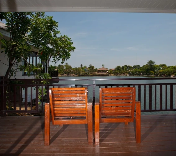2 Bedrooms Family Suite with balcony