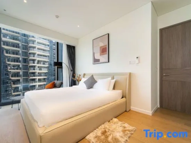 2 Bedrooms Luxury Suite with river view