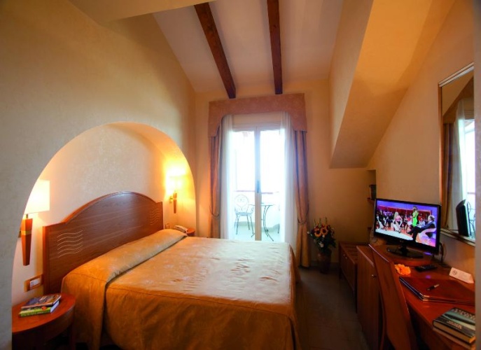 Classic Double room with balcony