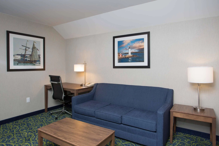 Best Western Plus Portsmouth Hotel & Suites photo 12