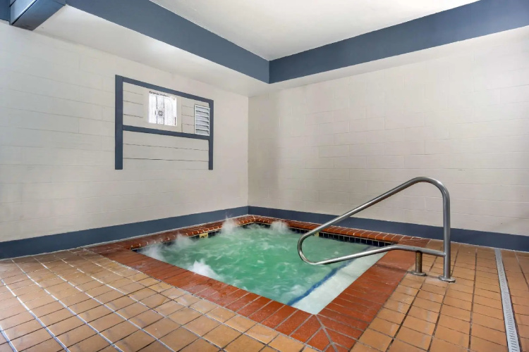 Comfort Inn Federal Way - Seattle photo 16
