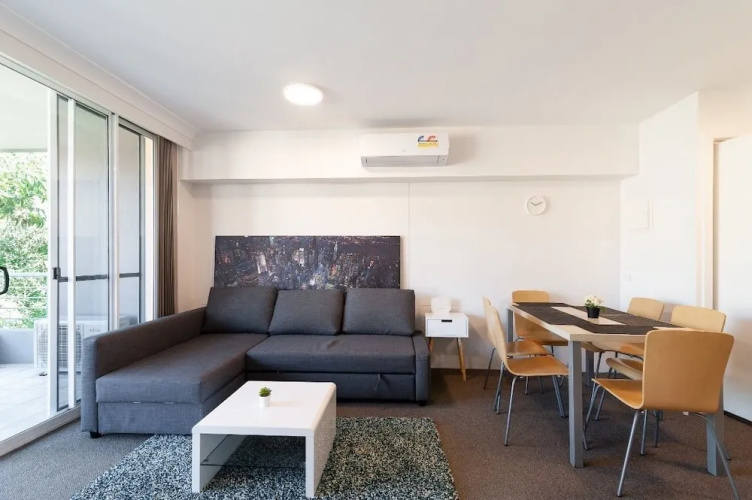 Good location apartment darling harbour