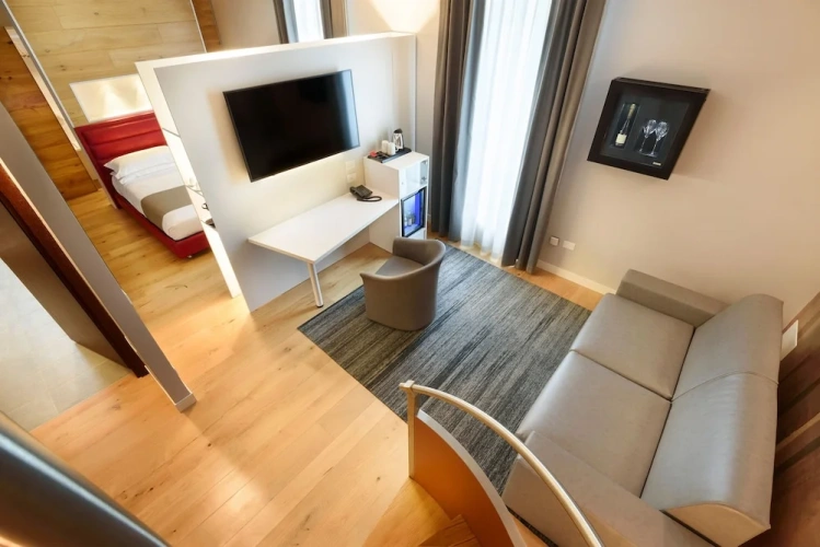 Executive Suite