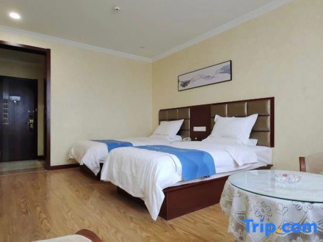 Standard Twin room with ocean view