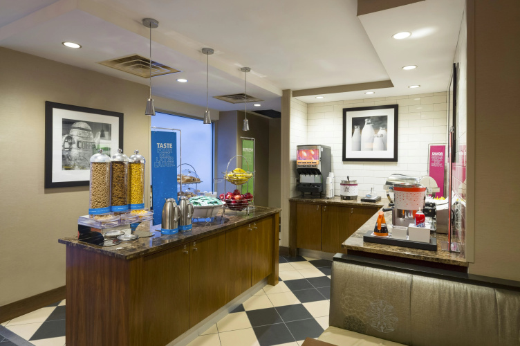 Hampton Inn Manhattan-Chelsea photo 23