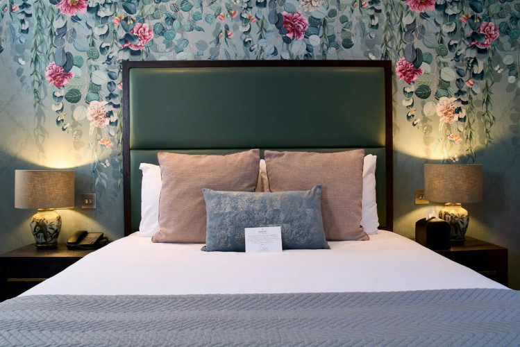Mandolay Hotel Guildford