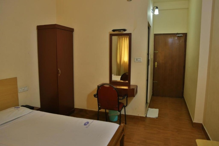 Standard Single room