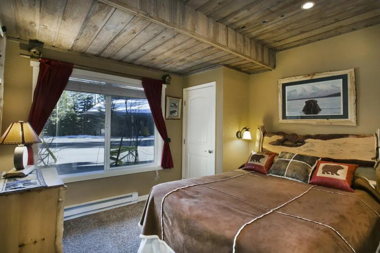 Mammoth Village Properties by 101 Great Escapes
