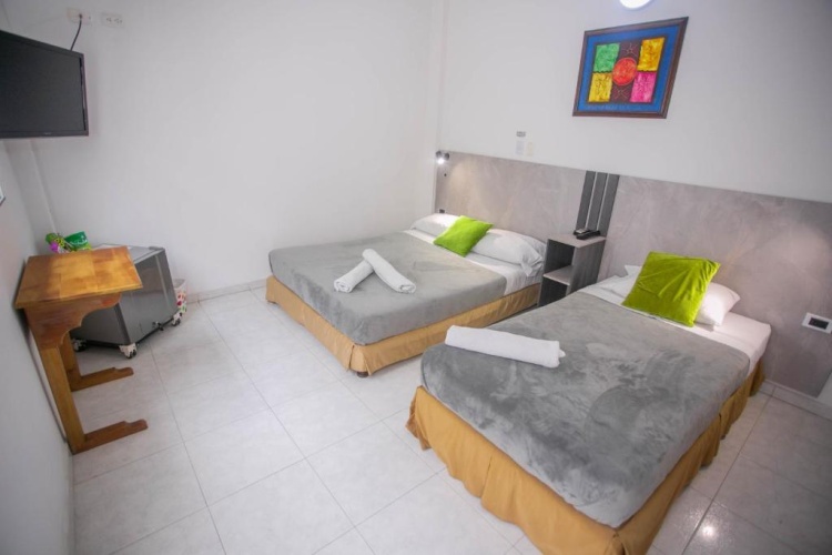 Standard Triple room