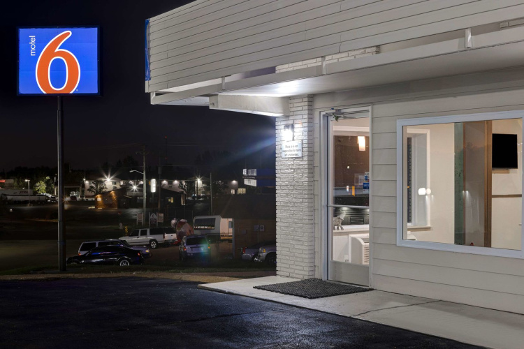 Motel 6 Bonne Terre, Mo - Farmington, MO