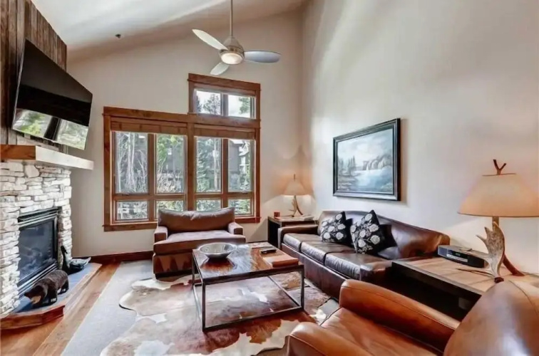 2 Bedroom Condo