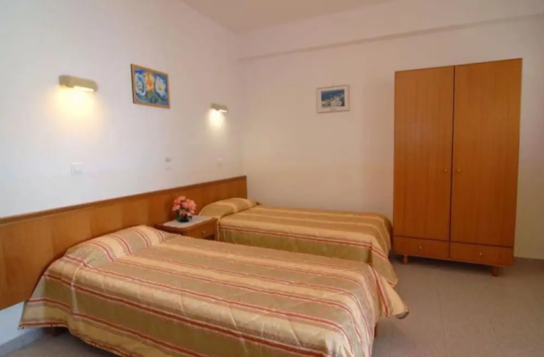 Seaview Studio For Two Just Minutes From The Beach