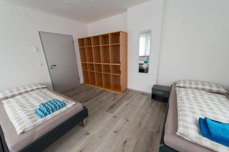 Standard Triple room