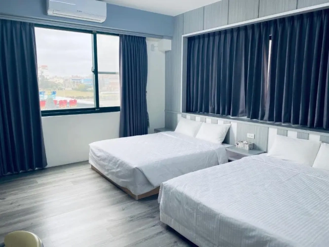 Standard Quadruple room with sea view