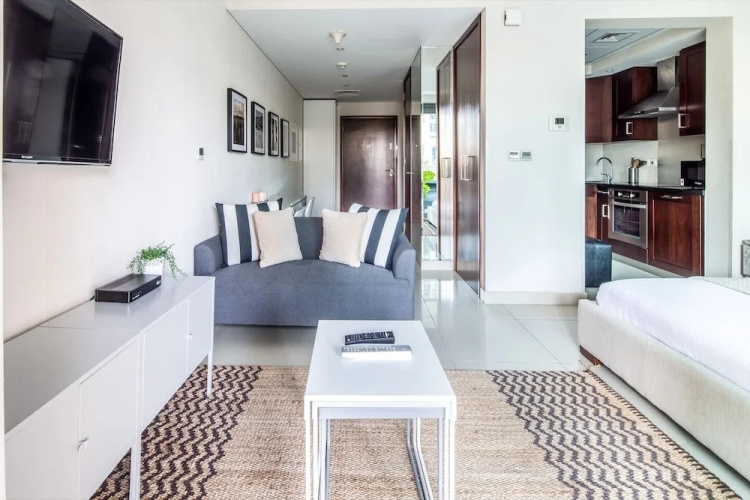 Spacious + Functional Studio Apt in Downtown Dubai