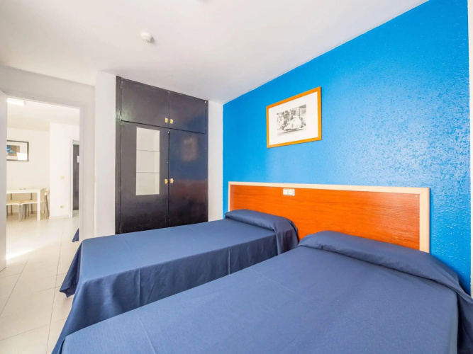 Apartaments AR Monjardí