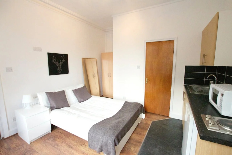 Avonmore Hotel