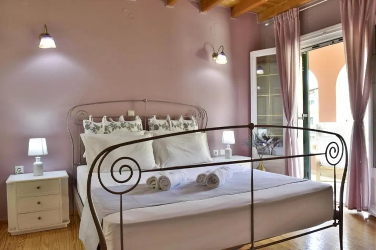 La Greda House
