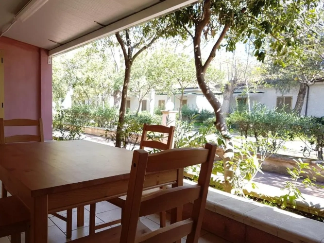 2 Bedrooms Villa