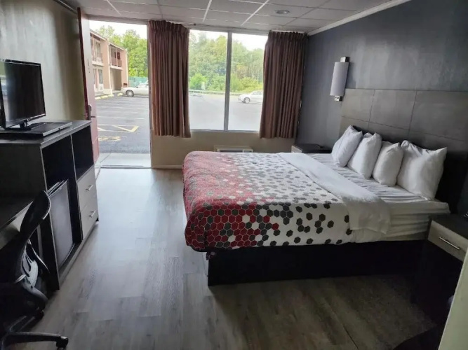 The Edyn Motel