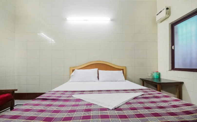 Mahalakshmi Inn