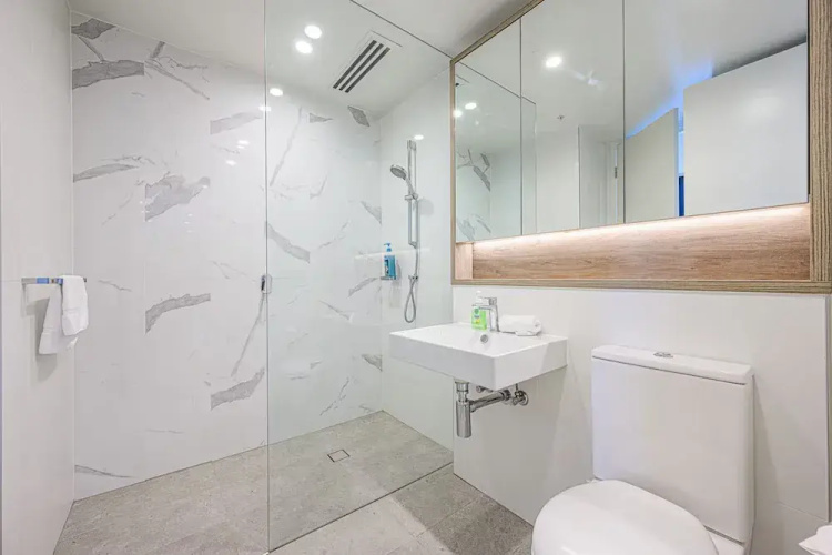 Metawisebnb Executive 2-bedroom Stadium View Apartment W Parking