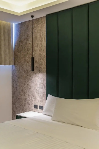 Hotel Chariot