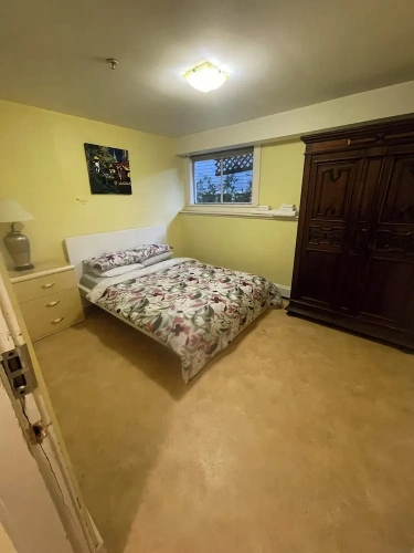 Economy Suite