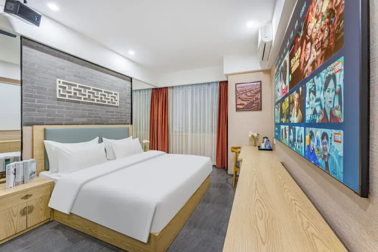 Lemon Breeze Hotel