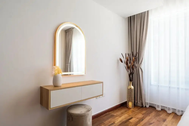 Zapbed House-ONT 405