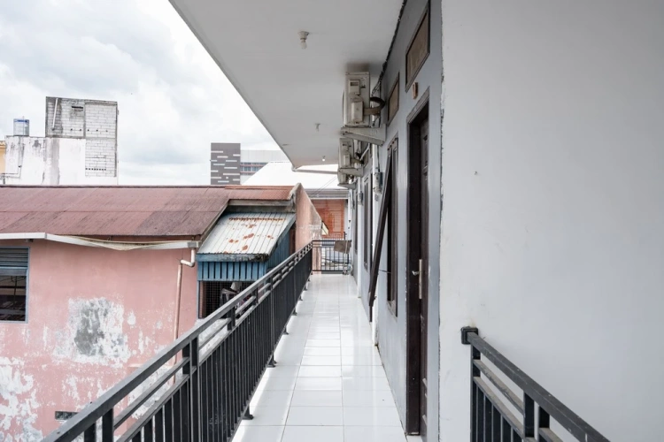 RedDoorz near Bigmall Samarinda 2