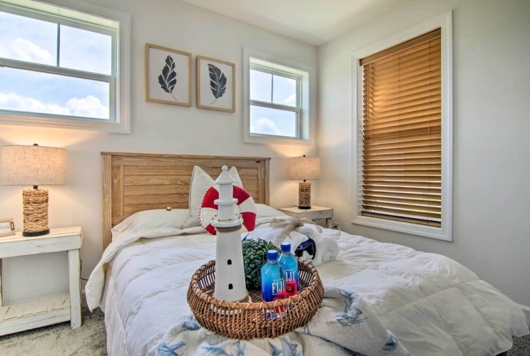 4 Bedrooms Cottage