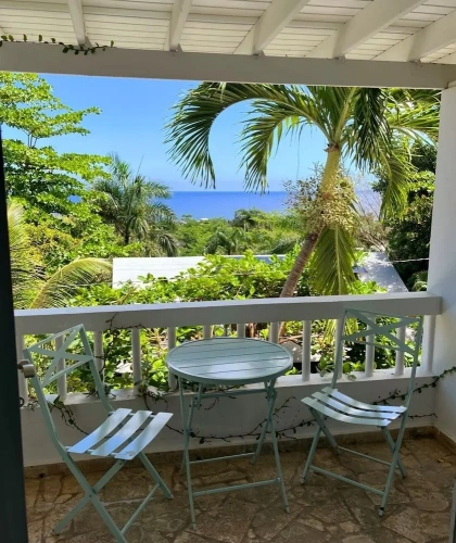 1 Bedroom Grand Double room with partial ocean view