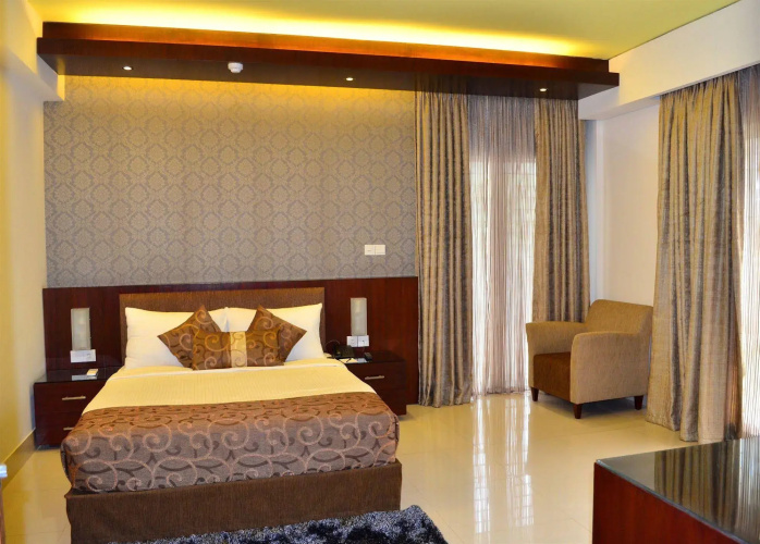 Hotel La Villa Western