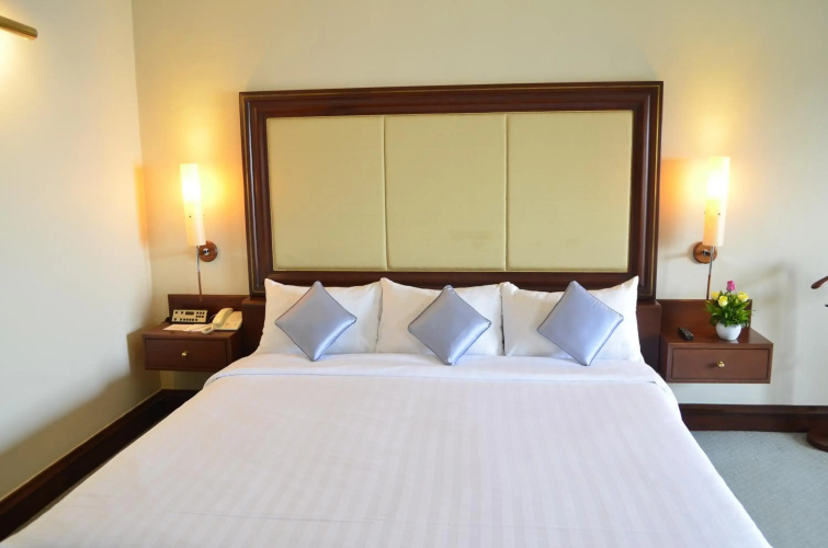 Hotel Cambodiana