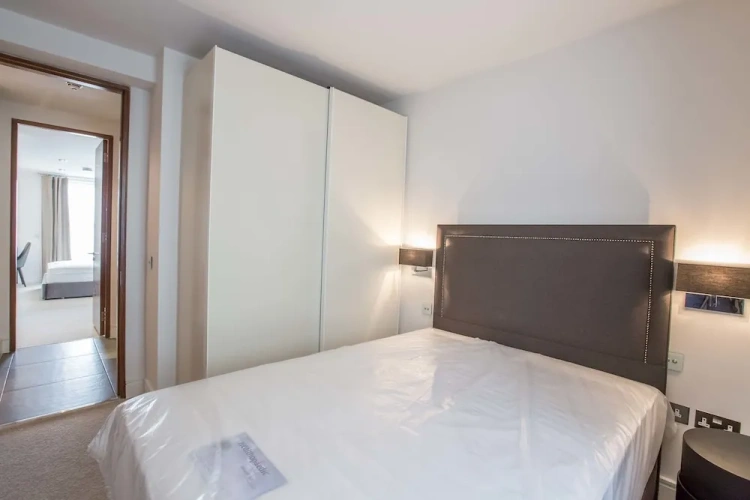 3 Bedrooms Luxury Penthouse room with garden view