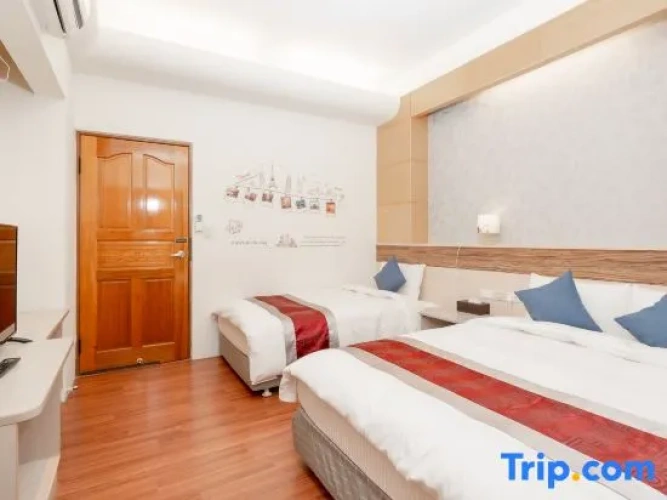 Deluxe Triple room