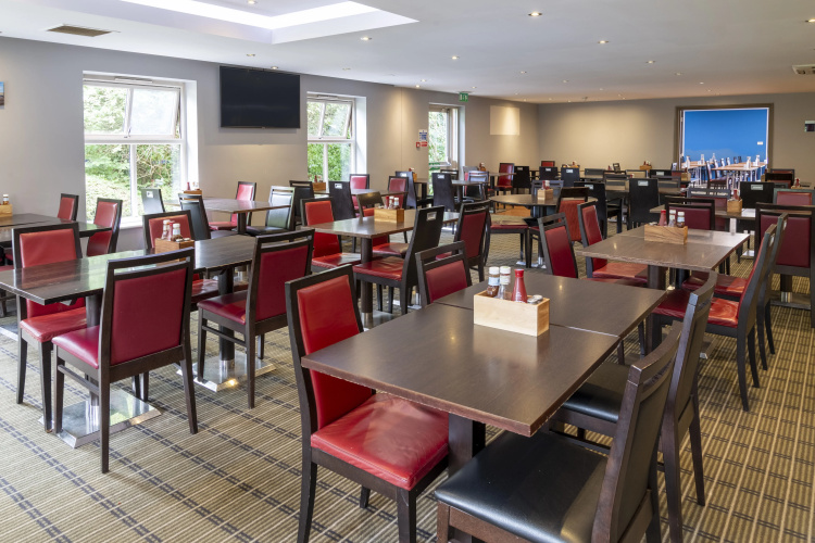 Holiday Inn Express Exeter East photo 25