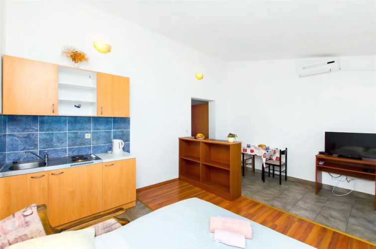 Apartments Tomislav