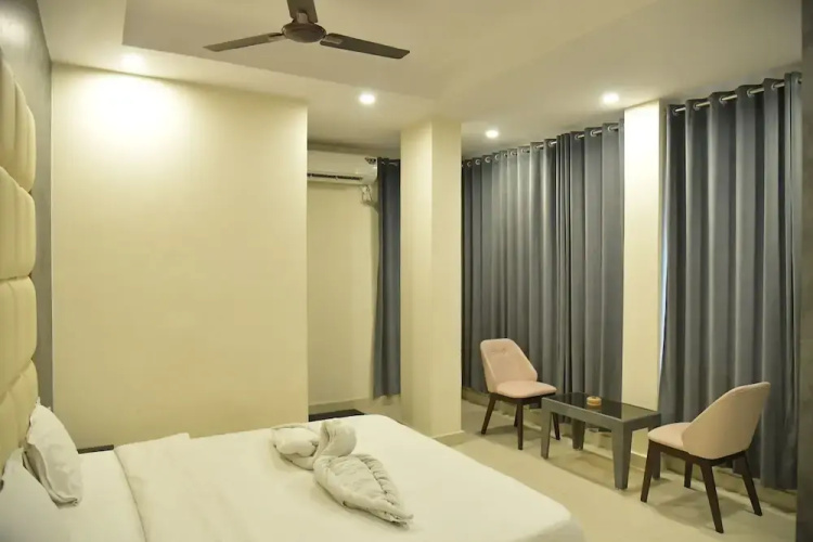 Hotel M Plaza Dhulagar Howrah