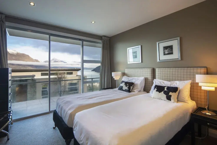 Remarkable Location – Queenstown