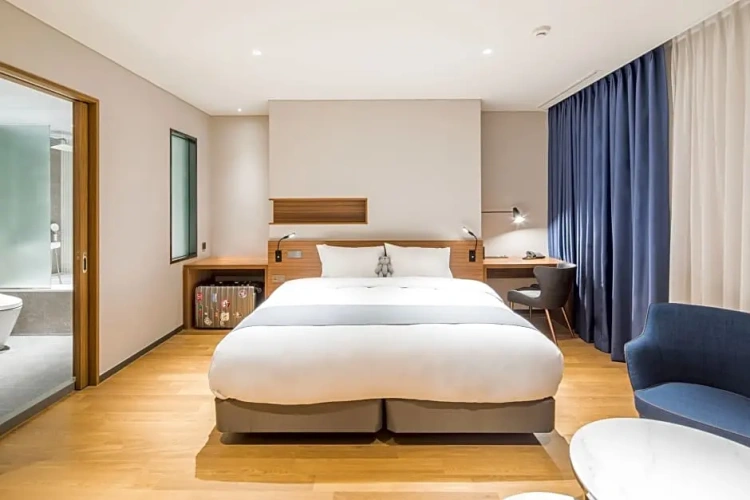 Quadruple Junior Suite