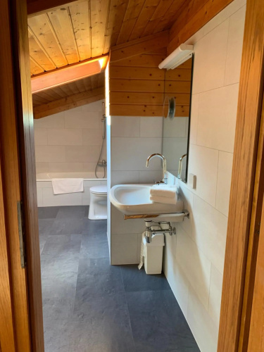 Ski und Therme 1