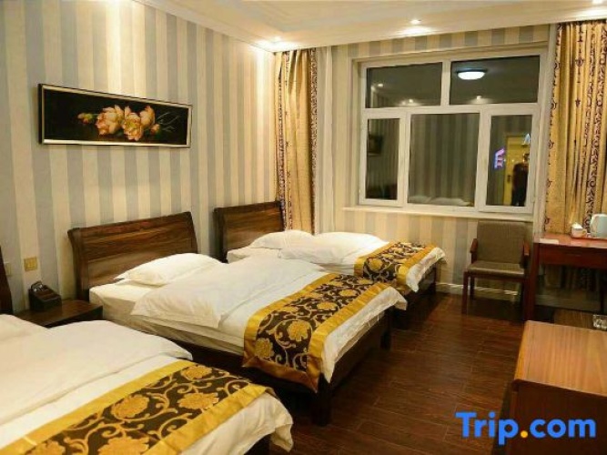 Standard Triple room with balcony and with view